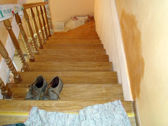 Bodenbeläge und Treppenbau