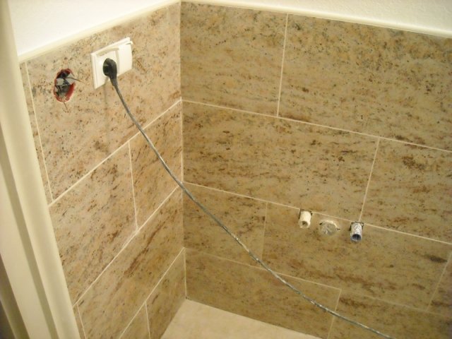 Fliesen- und Bäderbau